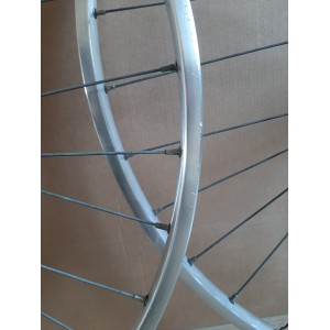 2 Roues MAVIC module E 700c hub ATOM VELO DE ROUTE CLINCHER rims 122.6mm RO13