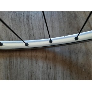 MAVIC MA2 700c front wheel with Maillard hub, clincher rim for road bike, 97.3mm spacing
