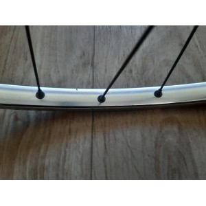 Roue avant MAVIC MA2 700c hub Maillard VELO DE ROUTE CLINCHER 97.3mm rims RO15