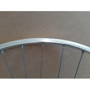 MAVIC MA2 700c Vorderrad mit Maillard Nabe Rennrad Drahtreifenfelge 97.3mm Einbaubreite