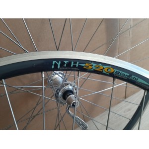 Vintage aluminium wheelset full view