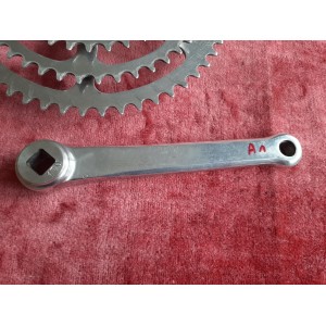 SPECIALITES TA Kurbelgarnitur 32-42-52 Zähne Duralumin 170mm Gesamtansicht