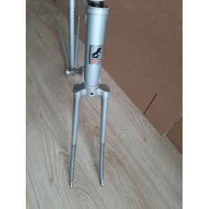 Top tube and down tube alignment check