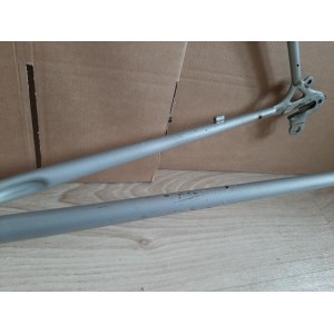 Mesure du tube horizontal de 57 cm axe en axe