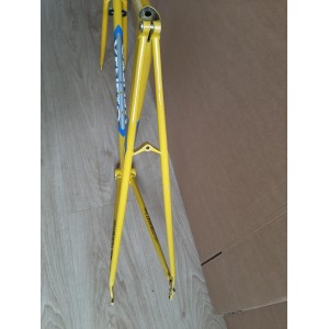 Cadre+ jeu de direction velo VENETO COLUMBUS 3400g 59.5×57cm 131 mm 1.37*24