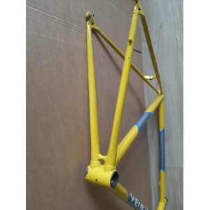 Cadre+ jeu de direction velo VENETO COLUMBUS 3400g 59.5×57cm 131 mm 1.37*24