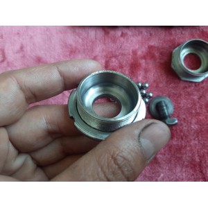 Stronglight bottom bracket 35x100 French thread 125 mm triple chainset BP7