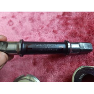 Boitier de pedalier STRONGLIGHT SPIDEL 35x100 Français 118mm velo BP9