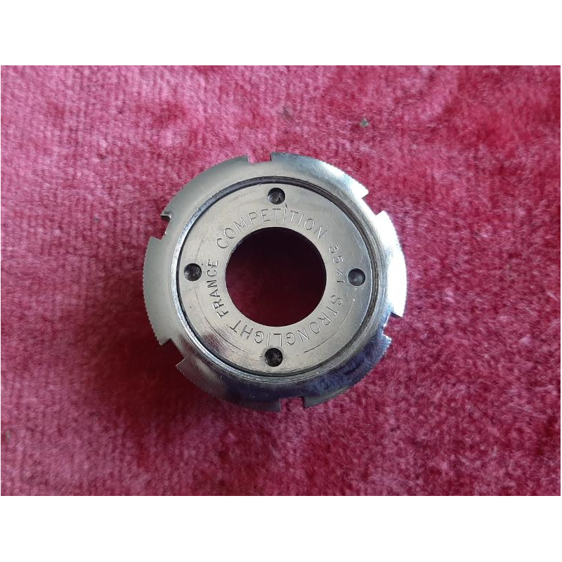 STRONGLIGHT Competition Left-Hand Bottom Bracket Cup 35x1 French Thread