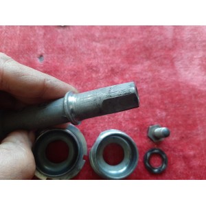 Stronglight bottom bracket 35x100 French thread 125 mm triple chainset BP7
