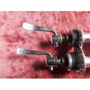 MAVIC 501 hub pair front and rear side view