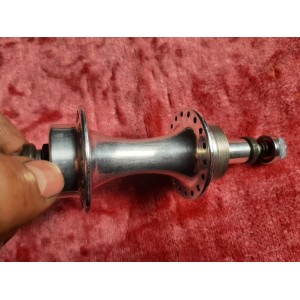 Buje trasero MAVIC 500 RD – detalle de la brida