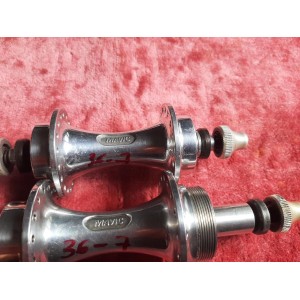 Mavic 500 RD front hub close-up vintage bicycle part
