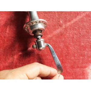 Cubo dianteiro MAVIC 500 550 ângulo traseiro