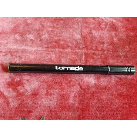 Bomba aire TORNADE aluminio vista frontal – bicicleta clásica