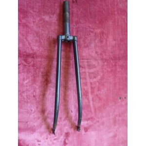 Fourche 148mm en acier pour cadre de velo 25,4×100 700/650