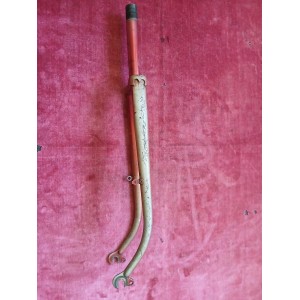 Horquilla 157mm – detalle de la doble corona y soldaduras