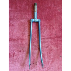 Fourche 136mm en acier  pour cadre de velo 725g 25×100 700 🇫🇷