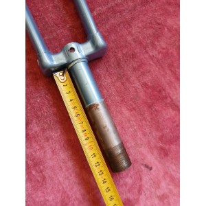 Horquilla acero 136mm – detalle curvatura