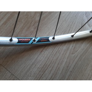 2 WOBLER GTA SHIMANO 700c wheels clincher 126 mm spacing