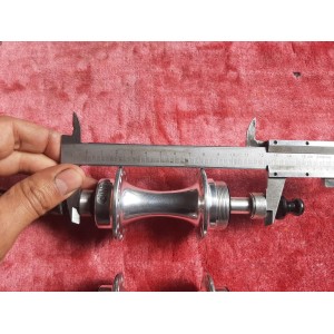 Vérification de l'alignement de l'axe des moyeux MAVIC route