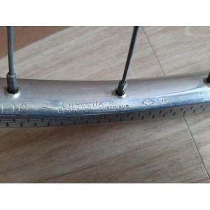 Perfil de jante para pneu com arame (tringle) 622mm