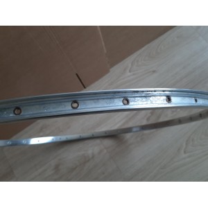 Detalle de la unión soldada de la llanta de aluminio