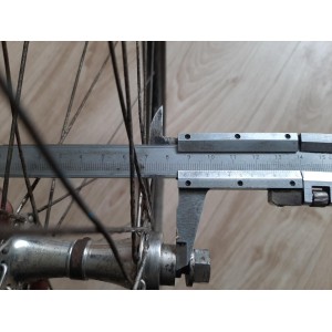 2 Roues 700B 28 x1 1/2 chapeau de gendarme GRAISSEUR ancien vélo 88/112.8mm RO21