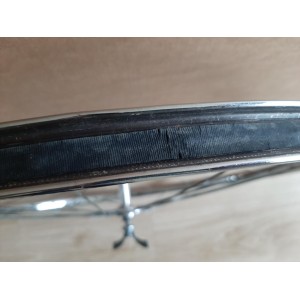 Moyeu de fabrication française Pelissier, vue latérale