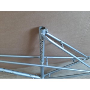 Cadre velo MANUFRANCE HIRONDELLE vitus 172 randonneuse 3230g 700 lady 52cm BFFF