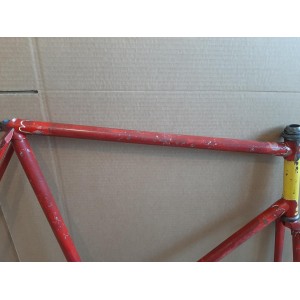 Fourreaux de fourche et usure de surface de la peinture