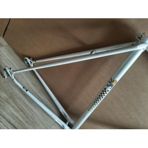 Punteras traseras del cuadro Peugeot PY10 con espaciado de 120 mm
