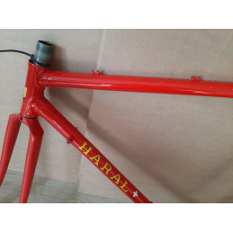 Fork steerer tube threading detail