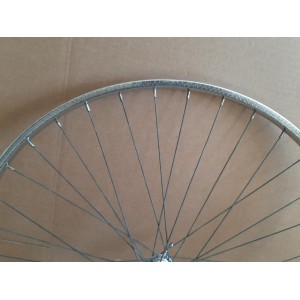 Roda RIGIDA – vista inferior do cubo ATOM com eixo exposto