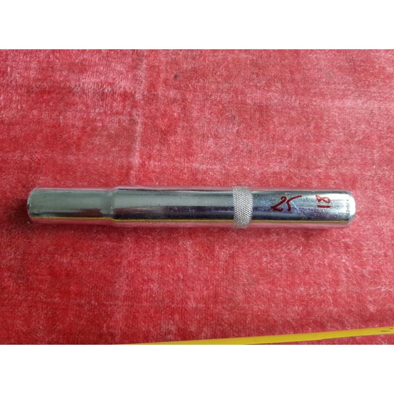 Vintage 25 mm chrome steel seatpost for Eroica build