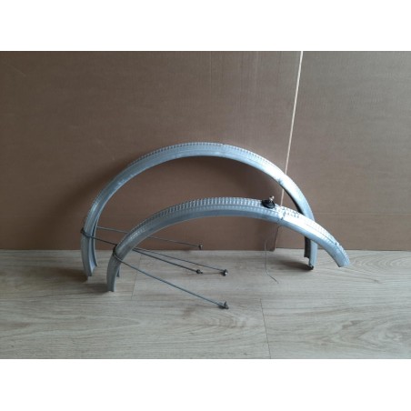 Guarda-lamas LE NERVUREX alumínio 58 mm touring bike 650 – vista geral