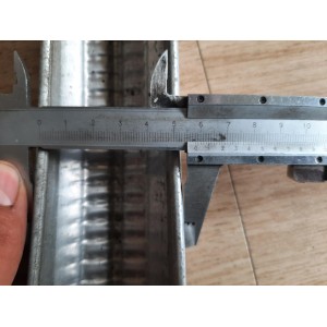 LE NERVUREX 58 mm Aluminium Mudguards for 650B Touring Bicycle