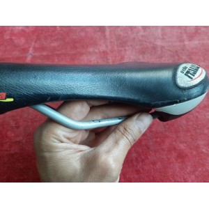 Selle Italia Octavia marquage latéral