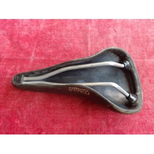Pointe de selle Selle Italia d'occasion