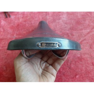 BROOKS PROFESSIONAL S hand-tensioned leather saddle, 495g - vintage bicycle