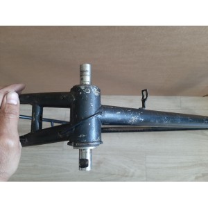 Cadre randonneuse ROUTENS 57x56.5cm 3600g 115mm vélo ancien eorica BF
