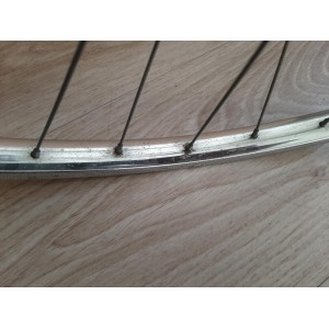 Vue globale des deux roues Rigida Superchormix 650A pour vélo de 1990