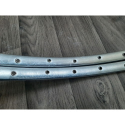 Condition of Record 700c rim surface