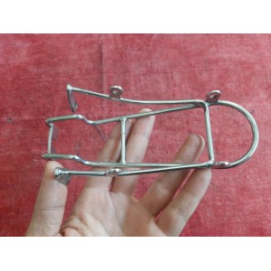 Steel porteur rack front wheel carrier closeup D4