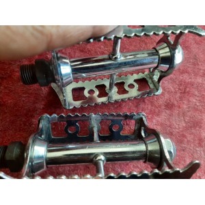 Pédales vélo LYOTARD pour vélo ancien Peugeot M14 RD8