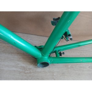 Chainstay clearance and bridge