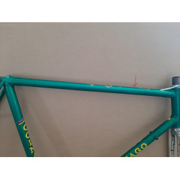 Dettaglio interno tubi telaio da corsa Colnago Columbus