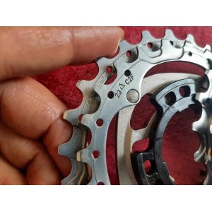 Vista posteriore innesto cassetta Campagnolo 8 rapporti
