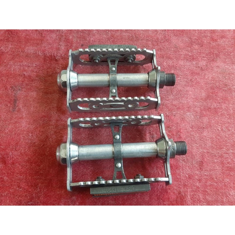 Pedal Lyotard 460D Duralumin M14×1.25 – vista lateral izquierda