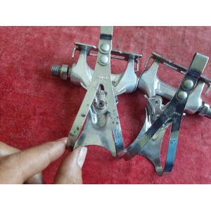 Biela izquierda Shimano Dura Ace vista frontal